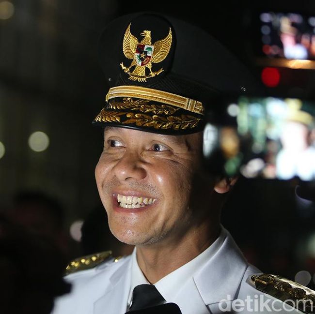 Ganjar Pranowo Sudah Luangkan Waktu Khusus sebagai Jurkam Jokowi Ganjar Pranowo Sudah Luangkan Waktu Khusus sebagai Jurkam Jokowi