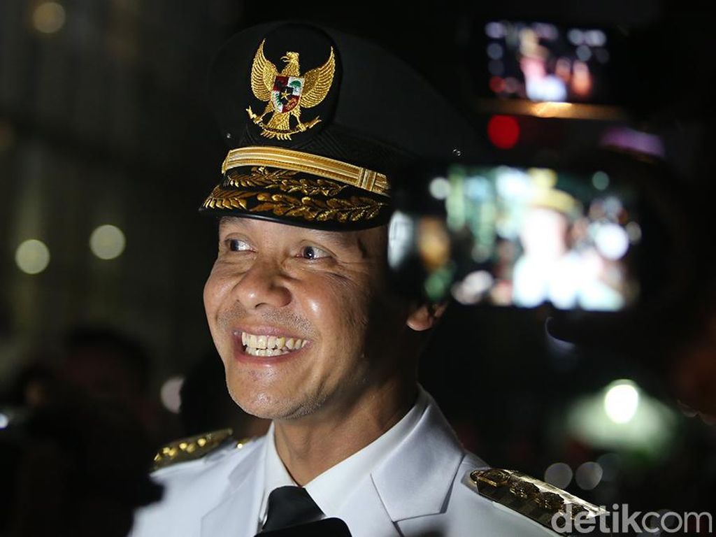 Ganjar Pranowo Sudah Luangkan Waktu Khusus sebagai Jurkam Jokowi Ganjar Pranowo Sudah Luangkan Waktu Khusus sebagai Jurkam Jokowi