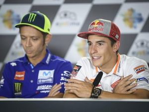 GOAT MotoGP: Rossi atau Marc Marquez? 3 Eks Rider Memilih... GOAT MotoGP: Rossi atau Marc Marquez? 3 Eks Rider Memilih...