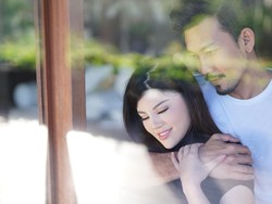 Denny Sumargo dan Dita Soedarjo Batal Menikah?