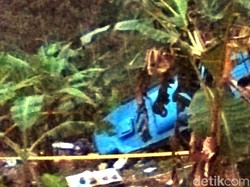 Drama Ngesot Sopir Bus yang Tewaskan 21 Orang di Sukabumi