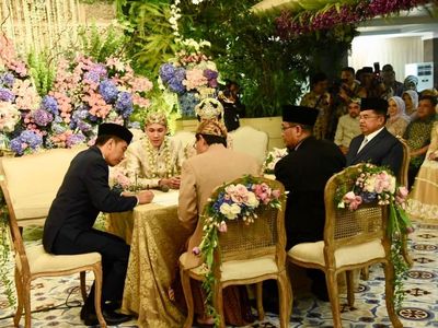 Potret Jokowi-JK Jadi Saksi Nikah Putra Bamsoet