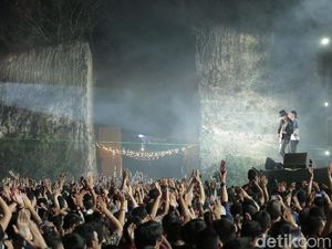 Padi Reborn Rayakan Hari Jadi di The 90s Festival Padi Reborn Rayakan Hari Jadi di The 90s Festival