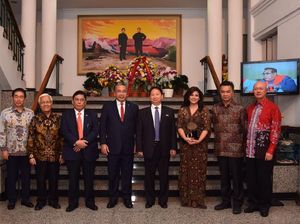 Mendes Ucapkan Selamat atas HUT Kemerdekaan ke-70 Korut Mendes Ucapkan Selamat atas HUT Kemerdekaan ke-70 Korut