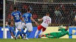 Italia Berbagi Angka dengan Polandia