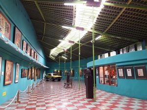 Surganya Pecinta Lukisan