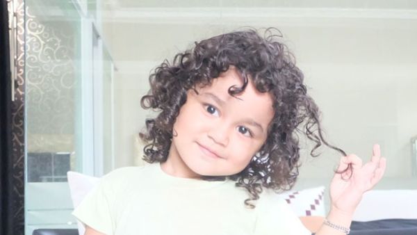 Gantengnya Juna, si Malaikat Kecil-nya Kartika Putri