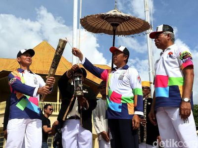 Api Obor Asian Para Games 2018 Diarak di Ternate