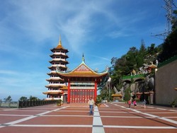 Tak Lengkap ke Genting Highland, Kalau Belum ke Vihara Cantik Ini