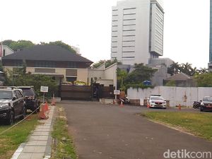Syukuran Ultah ke-17 PD Digelar di Rumah SBY, Roy Suryo Hadir Syukuran Ultah ke-17 PD Digelar di Rumah SBY, Roy Suryo Hadir