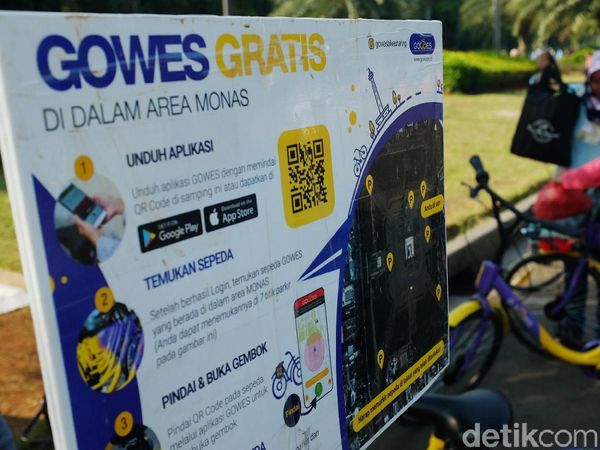 Sepeda Gratis untuk Keliling Monas