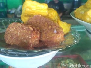 Orang Warteg Bantah Tempe Setipis ATM Seperti Kata Sandi