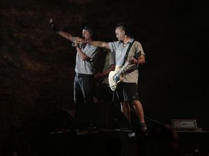 Burgerkill Kenang Alm Ivan Scumbag di Soundrenaline 2018 Burgerkill Kenang Alm Ivan Scumbag di Soundrenaline 2018