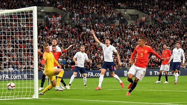 Rodrigo tampil impresif dengan menciptakan satu assist dan satu gol dan membawa Spanyol kalahkan Inggris 2-1. (