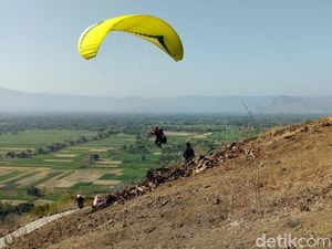 Di Ponorogo, Liga Paralayang Digelar di Bukit Gede Di Ponorogo, Liga Paralayang Digelar di Bukit Gede