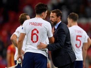 Roy Keane soal Dukungan Southgate ke Maguire: Lebay!
