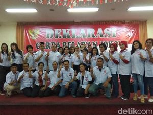 Jelang Penentuan Nomor Urut, Garda Jokowi di Solo Merapat Jelang Penentuan Nomor Urut, Garda Jokowi di Solo Merapat