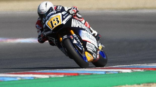 Romano Fenati ketika mengendarai motor tim Marineli Spiners di Moto2 Ceko.