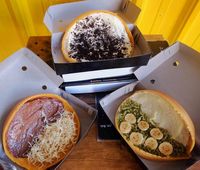 Sore Ini Enaknya Jajan Leker dan Es Serut Topping 'Rambut Nenek'