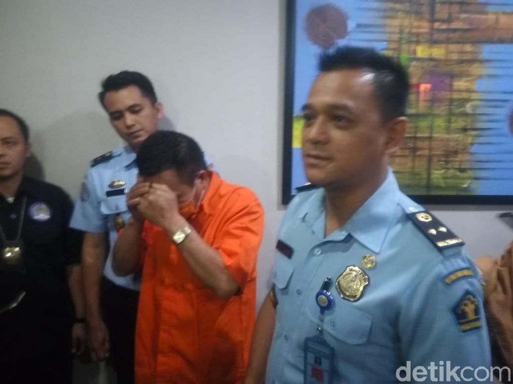53 Tenaga Kerja Asing Diamankan, Salah Satunya Kerja Jadi Tukang Batu 53 Tenaga Kerja Asing Diamankan, Salah Satunya Kerja Jadi Tukang Batu