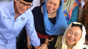 Momen Sandiaga Diberi Tempe Tak Setipis ATM oleh Istri Gus Dur