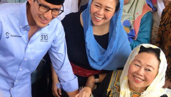 Momen Sandiaga Diberi Tempe Tak Setipis ATM oleh Istri Gus Dur