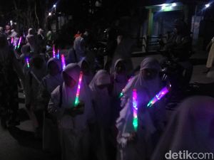 Kirab Tahun Baru Islam Zaman Milenial, Pakai LED Pengganti Obor