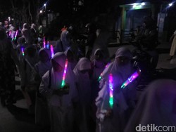 Kirab Tahun Baru Islam Zaman Milenial, Pakai LED Pengganti Obor