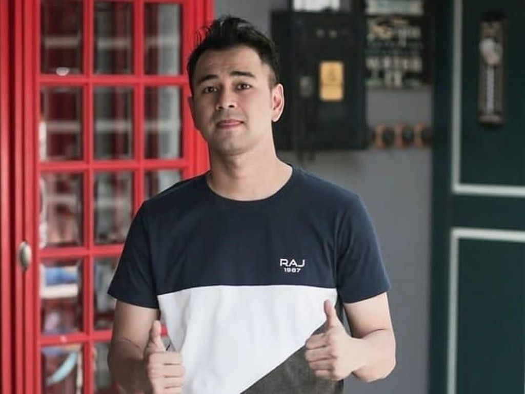 Raffi Ahmad Ciuman dengan Marsha Aruan di Film Terbaru