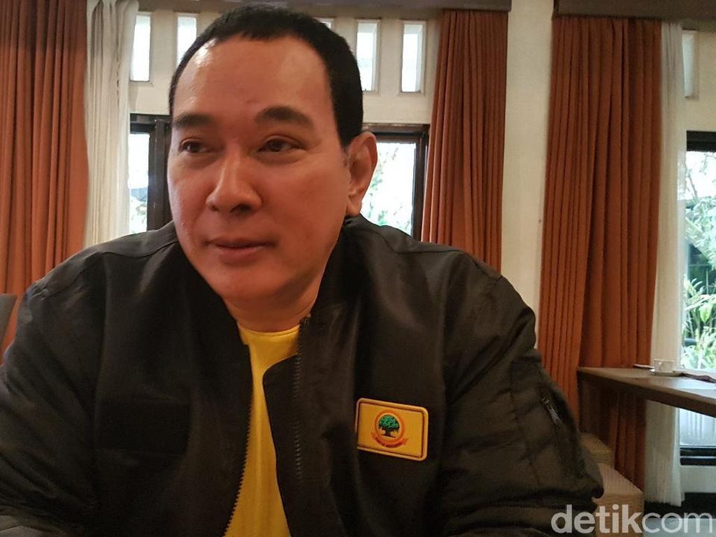Manuver Tommy Soeharto Goyang Jokowi di Papua Manuver Tommy Soeharto Goyang Jokowi di Papua