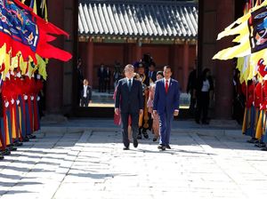 Inilah Istana Changdeokgung, Tempat Penyambutan Jokowi di Korea