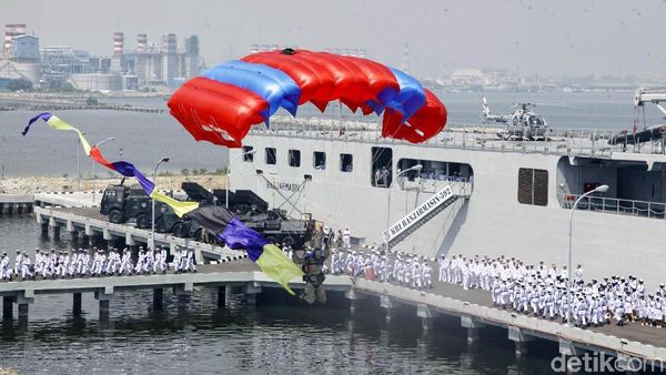 Melihat Kemeriahan di Perayaan HUT TNI AL Ke-73