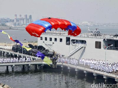 Melihat Kemeriahan di Perayaan HUT TNI AL Ke-73