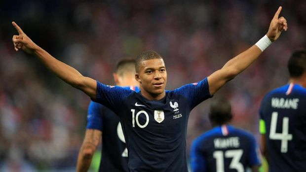 Kylian Mbappe juga dipilih oleh Lionel Messi.