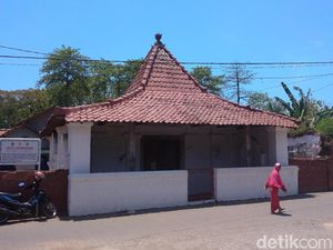 Foto: Rahasia Bangunan Unik 9 Pintu di Cirebon
