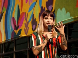 LeDania Senang Gubernur Anies Ajak Putranya ke Peresmian Mural di TIM