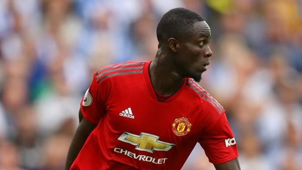 AC Milan dikabarkan mengincar bek Manchester United, Eric Bailly (Foto: Dan Istitene/Getty Images)