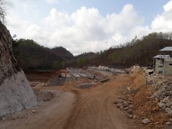 Peternakan Ayam di Geopark Gunung Sewu Harus Dihentikan Sementara