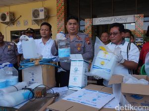 Campurkan Air Zamzam dengan Air Biasa, Warga Batang Diamankan