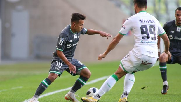 Aki Egy Maulana Vikri saat melakoni debut di tim utama Lechia Gdansk (Twitter @LechiaGdanskSA)