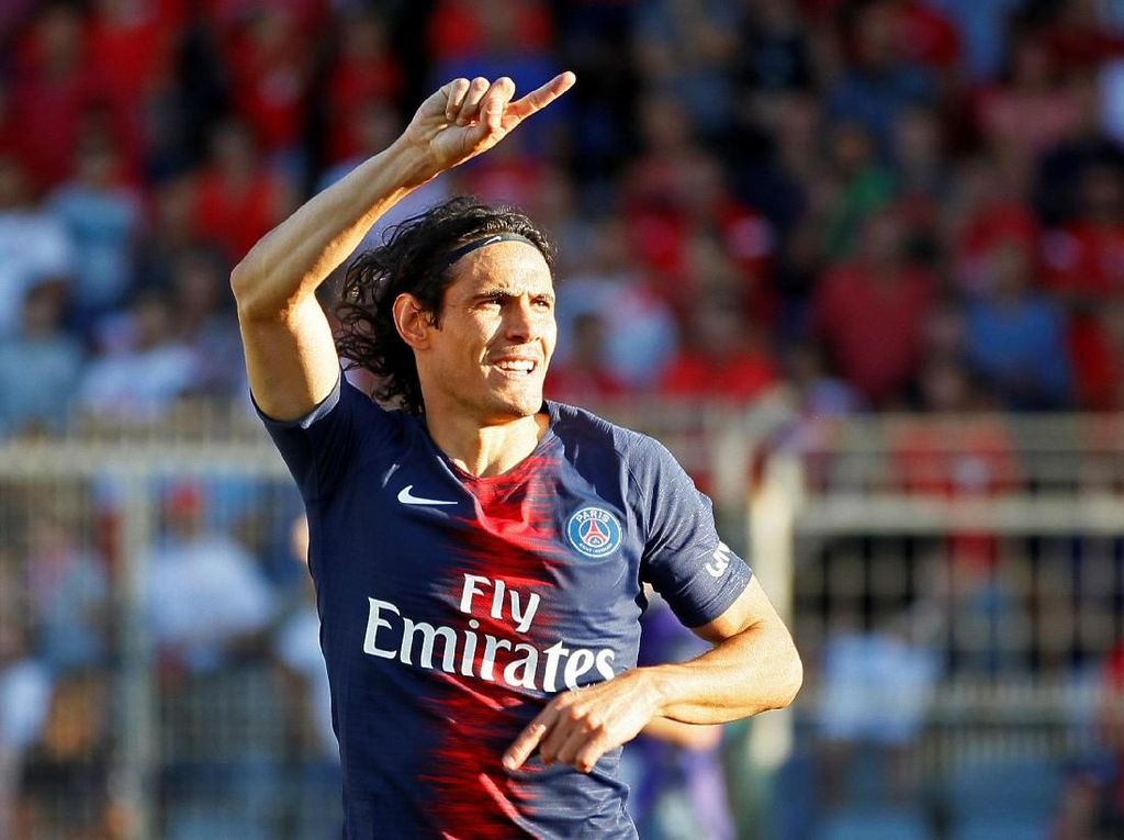 Pintu Napoli Selalu Terbuka untuk Cavani Pintu Napoli Selalu Terbuka untuk Cavani