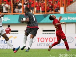 Namun kiper Mauritius tampil gemilang dan mampu menggagalkan peluang Indonesia.