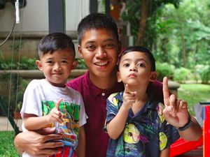 So Sweet! Rasyid Rajasa Dekat Banget dengan Keponakannya