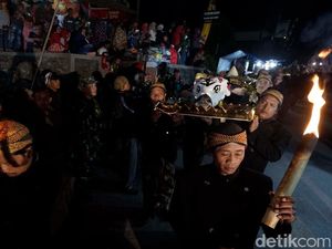 5 Tradisi Malam 1 Suro di Daerah Wisata Menyambut Tahun Baru Islam 5 Tradisi Malam 1 Suro di Daerah Wisata Menyambut Tahun Baru Islam