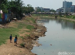 Pemprov DKI Susun Roadmap Atasi Pencemaran di Kali Ciliwung