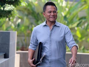 KPK Cecar Tersangka Penyuap Emirsyah soal Aliran Dana Lintas Negara KPK Cecar Tersangka Penyuap Emirsyah soal Aliran Dana Lintas Negara