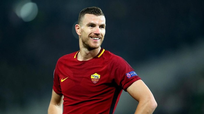 Edin Dzeko Jadi Sarjana