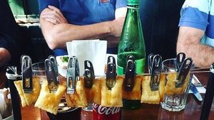 Aneh! 10 Foto Penyajian Makanan Ini Bikin Geleng Kepala