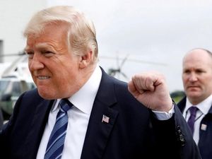Trump Dicerca karena Sebut Tanggap Darurat di Puerto Rico Sukses Trump Dicerca karena Sebut Tanggap Darurat di Puerto Rico Sukses