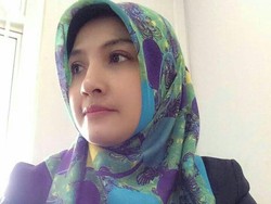 Tusukan Mematikan Mengenai Mata dan Dada Ella